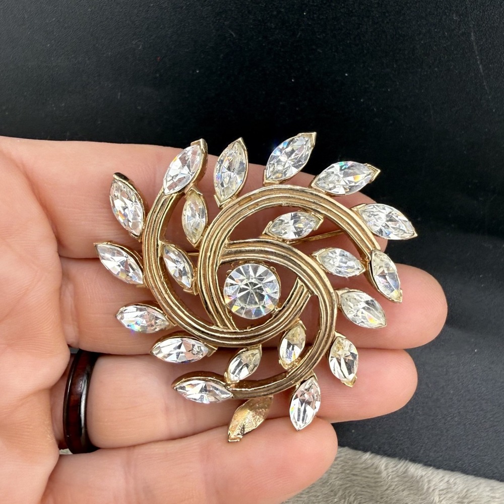 Vintage Estate Rhinestone Brooch Pinwheel Gold Tone Marquise Swirl 2"